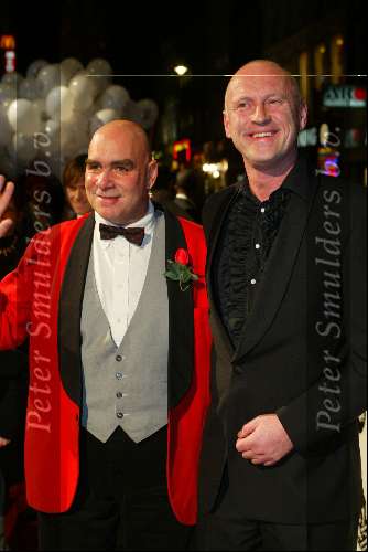 Amsterdam 15 november 2002
Premiere Pietje Bell in Tuschinski
Arjan Ederveen met vriend