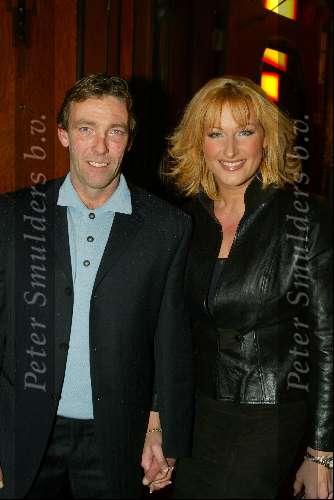 Amsterdam 25  november 2002
Premiere de Pianist van Roman Polanski in Tuschinski
Christine v d Horst met vriend