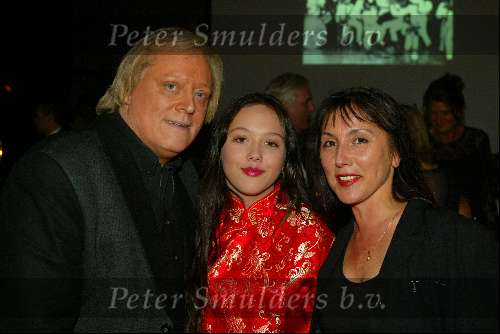 Amsterdam 19 oktober 2002
Feest Eddy Doornbos in Sheraton Schiphol
Eddy Owens met Didi en dochter