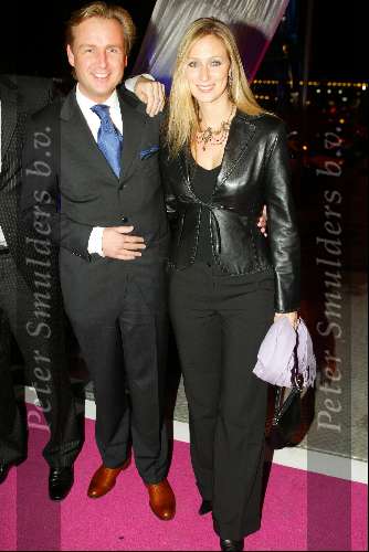 Amsterdam 13 november 2002
Opening Louis Vuitton winkel.
Mike Dobbinga en Fabienne de Vries