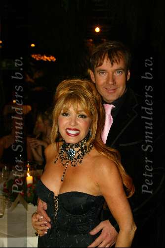 Aalsmeer 8 november 2002
Modeshow la Perla
Patricia Paay en Gerard Joling