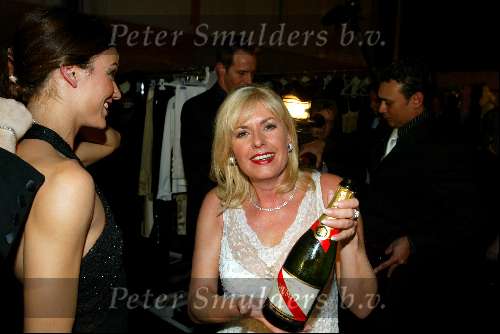 Aalsmeer 8 november 2002
 Modeshow la Perla
 


Peter Smulders bv