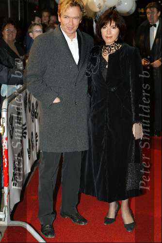 Amsterdam 15 november 2002
Premiere Pietje Bell in Tuschinski
Tom Egbers en janke dekker