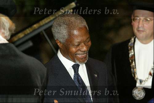 Tilburg 21 november 2002
eredoctoraat Kofi Annan