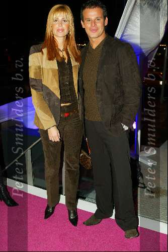 Amsterdam 13 november 2002
Opening Louis Vuitton winkel.
estelle gullit en leco v Zadelhof