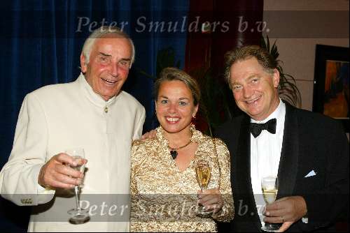 Amsterdam 19 oktober 2002
Feest Eddy Doornbos in Sheraton Schiphol
Paul Fagel met vrouw