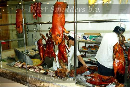 China 9 oktober 2002
Restaurant met veel verschillende dieren