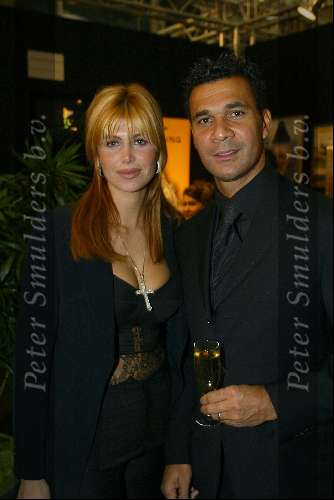 Amsterdam 21 november 2002
Beurs van Miljonair in passagiersterminal Amsterdam
Ruud Gullit en Estelle Gullit