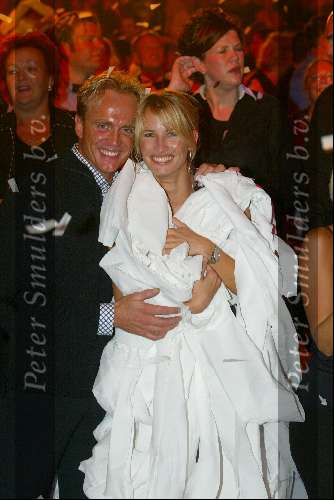 Rotterdam 5 oktober 2002
 
Rene Froger optreden in AHOY
kindren Rene
Peter Smulders bv