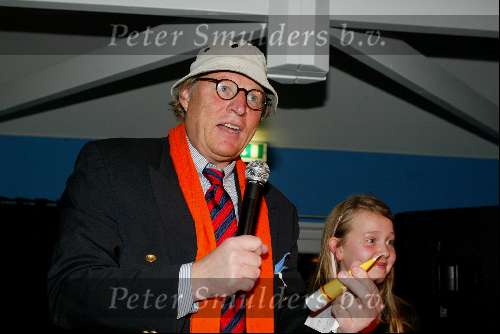 Loosdrecht 28 november 2003
Presentatie  Issue in het witte huis in Loosdrecht
Andreas v d Schaaf