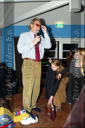 Loosdrecht 28 november 2003
Presentatie  Issue in het witte huis in Loosdrecht
Andreas v d Schaaf