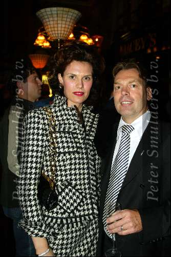 Amsterdam 5 november 2003
Presentatie Quote  500 in amsterdam
Arthur Paes met vrouw