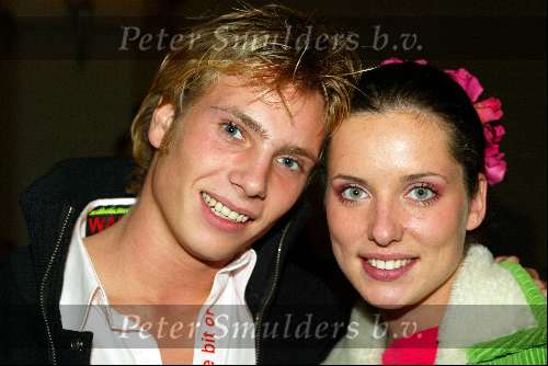 Kaatsheuvel 7 november 2003
premiere doornroosje in dce efteling
Aukje v Ginneken met Jamie (direkt)