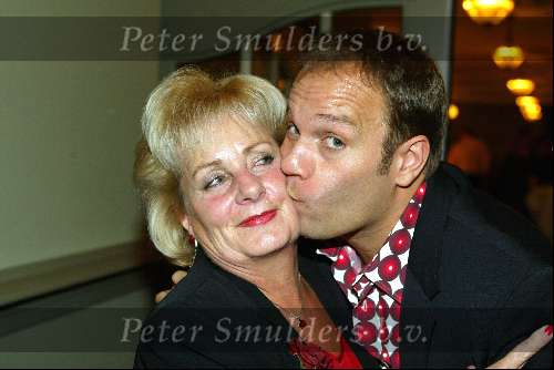 Kaatsheuvel 7 november 2003

premiere doornroosje in dce efteling

carlo boszhard met moedere

Peter Smulders bv