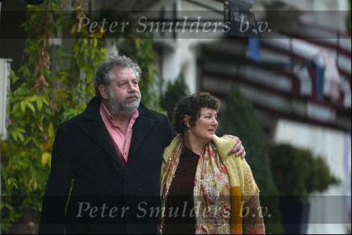 Amsterdam4 november 2003

chiem v houweninge met vrouw op pc hooftstraat


Peter Smulders bv
