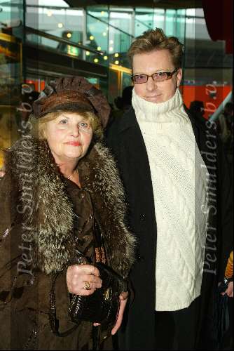 Amsterdam 16 november 2003
Premiere Pipo de Clown in het pathe arena theater
Christel Adelaar ( eerste Mammaloe) met Eric Beekes