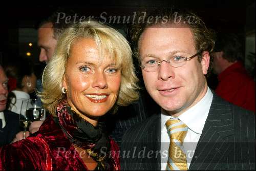 Amsterdam 20 november 2003
Presentatie boek Denise Mooy in Cartier Sud
Coco de Meyere met