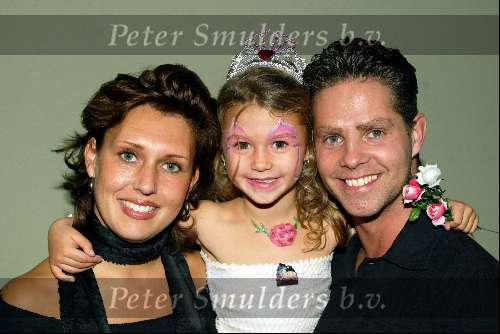 Kaatsheuvel 7 november 2003
Premiere doornroosje in de efteling
Danny de Munck met vrouw en dochter