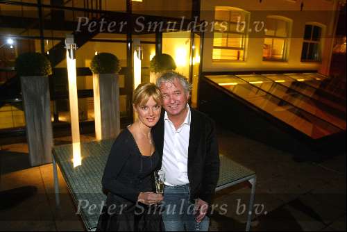 Amsterdam 13 november 2003
Winkel Louis Vuitton 1 jarig bestaan
Dick Beyer en Suze Mens