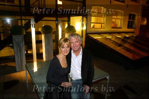 Amsterdam 13 november 2003
Winkel Louis Vuitton 1 jarig bestaan
Dick Beyer en Suze Mens