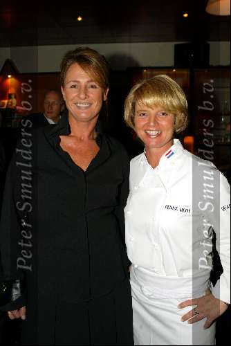 Amsterdam 20 november 2003
Presentatie boek Denise Mooij in Cartier Sud
en Helen Hissink