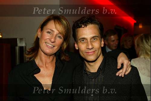Amstelveen 26 november 2003
Presentatie boek Robert Schoemacher bij Special Sports.
Robert Schoemacher en Hellen Hissink