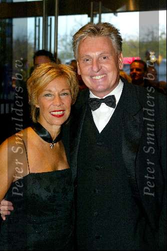 Utrecht 9 november 2003
Premiere Mama Mia in Utrec ht
Henny Huisman met vrouw