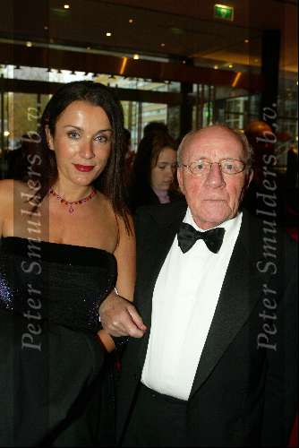 Utrecht 9 november 2003
Premiere Mama Mia in Utrec ht
Johnny Kraaykamp Sr. met Annick de Boer