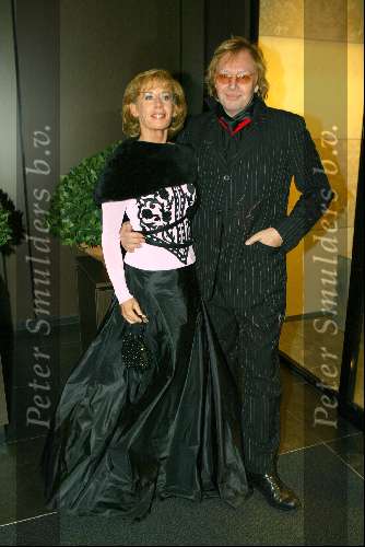 Waalwijk 14 november 2003
Modeshow addy v d krommenacker in waalwijk
Joke Bruijs met Jan Arntzen