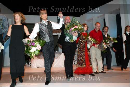 Gouda  17 november 2003
Premiere hemelbed 
met Jos Brink en Liesbeth List