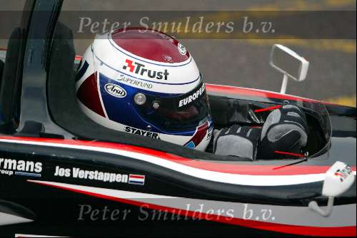 Donnington 25 november 2003
Trust & Minardi in donnington
Jos Verstappen