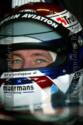 Donnington 25 november 2003
Trust & Minardi in donnington
Jos Verstappen