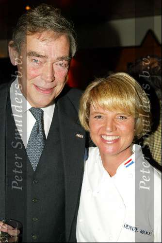 Amsterdam 20 november 2003
Presentatie boek Denise Mooij in Cartier Sud
met Karel Vuursteen