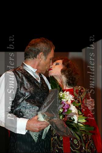 Gouda  17 november 2003
Premiere hemelbed 
Jos Brink en Liesbeth List