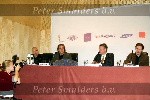 Amsterdam 6 november 2003
Marco Borsato bij persconferentie in hilton