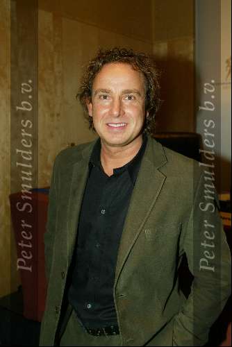 Amsterdam 6 november 2003
Marco Borsato bij persconferentie in hilton