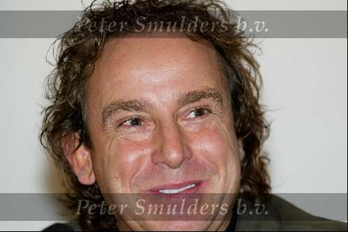 Amsterdam 6 november 2003
Marco Borsato bij persconferentie in hilton