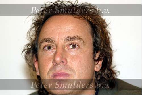 Amsterdam 6 november 2003
Marco Borsato bij persconferentie in hilton