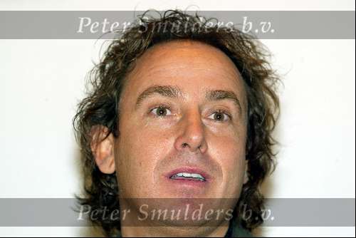 Amsterdam 6 november 2003
Marco Borsato bij persconferentie in hilton