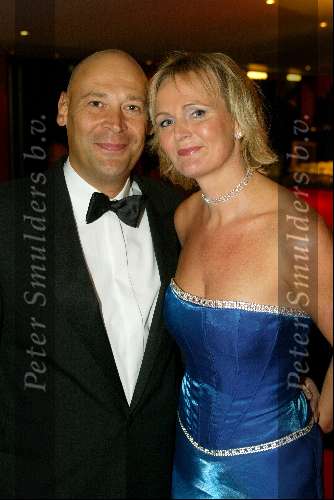 Utrecht 9 november 2003
Premiere Mama Mia in Utrec ht
Marleen Houter met man Ron Peerenboom