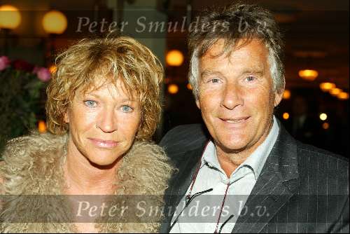 Kaatsheuvel 7 november 2003
Premiere doornroosje in dce efteling
Martin Gaus met vrouw