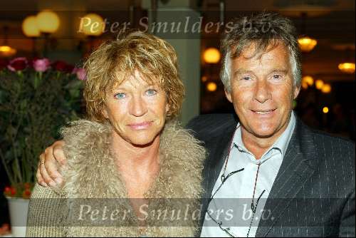 Kaatsheuvel 7 november 2003
Premiere doornroosje in dce efteling
Martin Gaus met vrouw