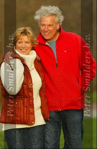Hilversum 29 november 2003
Myrna Goosen met haar nieuwe vriend IJsbrandy