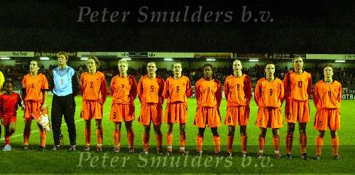 Eindhoven, 22 november 2003
Interland damesvoetbal Nederlnad-Belgie, eindstand 3-0
