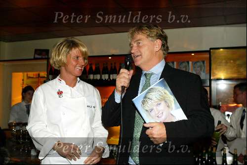 Amsterdam 20 november 2003
Presentatie boek Denise Mooij in Cartier Sud
met Paul Fagel