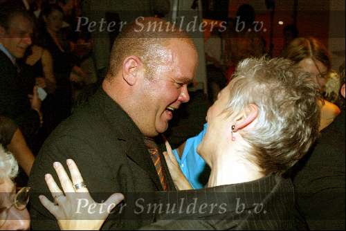 Utrecht 9 november 2003
Premiere Mama Mia in Utrec ht
Paul de Leeuw met Doris Baaten
