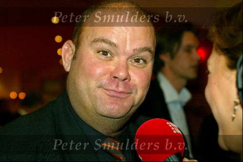 Utrecht 9 november 2003
Premiere Mama Mia in Utrec ht
Paul de Leeuw