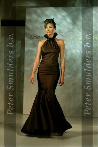 Waalwijk 14 november 2003
modeshow addy v d krommenacker in waalwijk
Phaedra Hoste