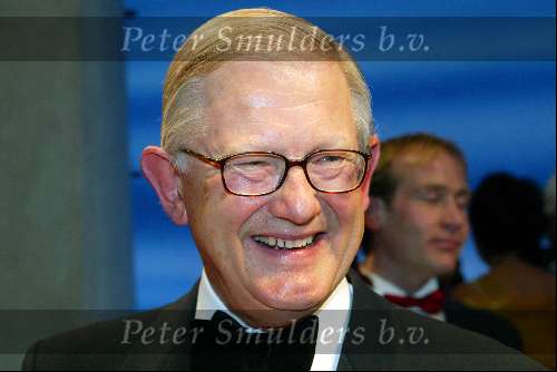 Utrecht 9 november 2003
Premiere Mama Mia in Utrec ht
Pieter v Vollenhoven