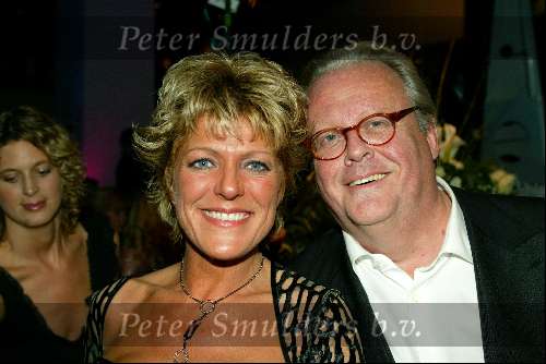 Utrecht 9 november 2003
Premiere Mama Mia in Utrec ht
Simone Kleinsma en Guus Verstraete